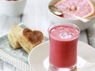 https://www.goodlifeeats.com/wp-content/uploads/2011/02/raspberryorangesmoothie-320x240.jpg