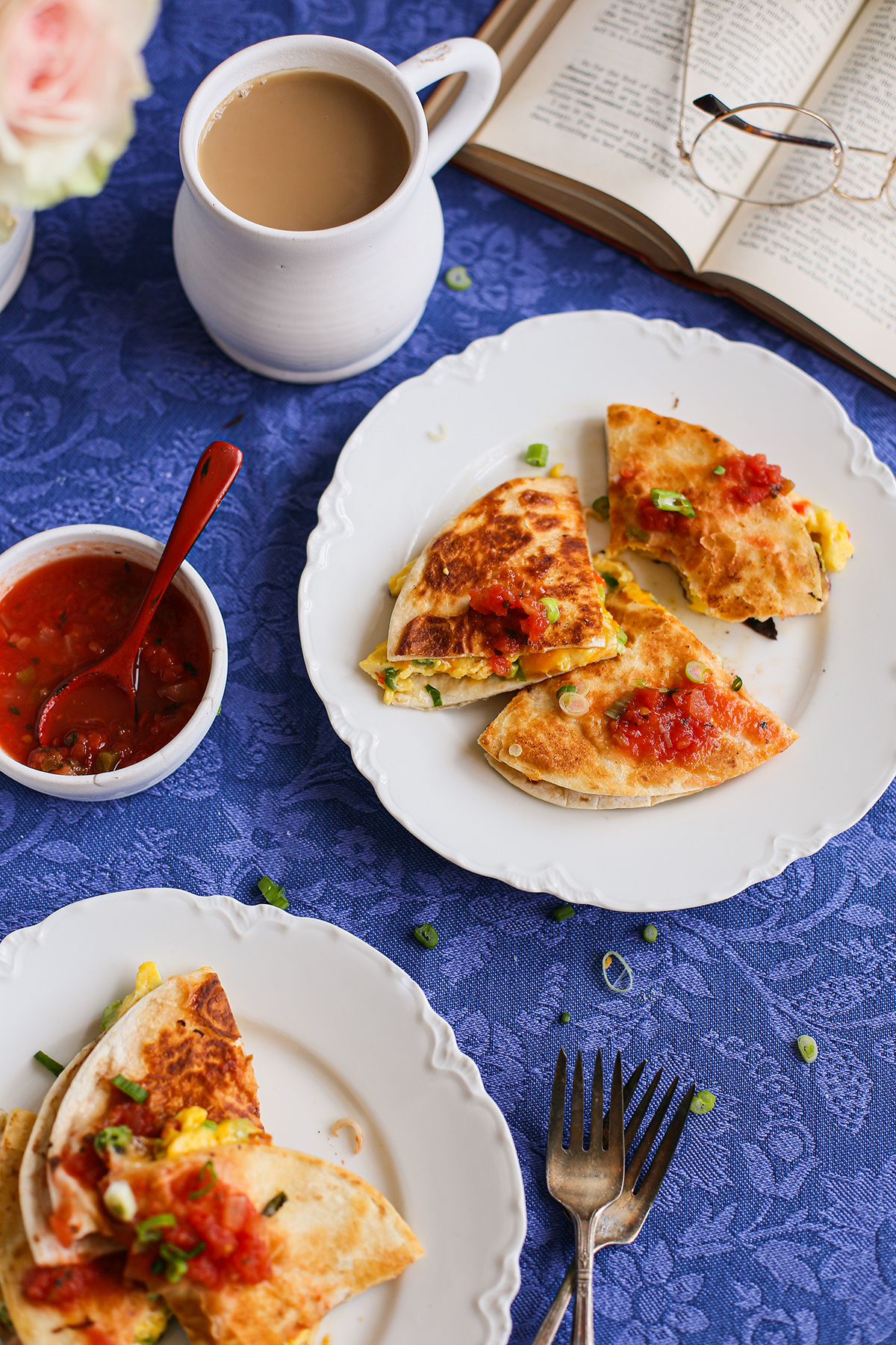 Easy Breakfast Quesadillas: Morning Flavor Boost! 