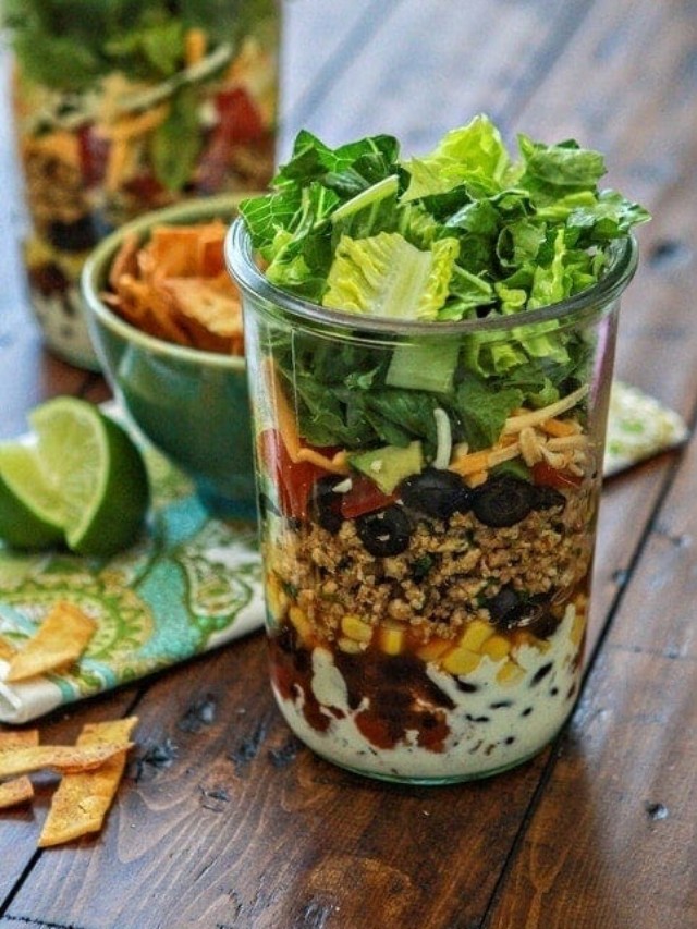 layered ground chicken taco salad in a jar recipe