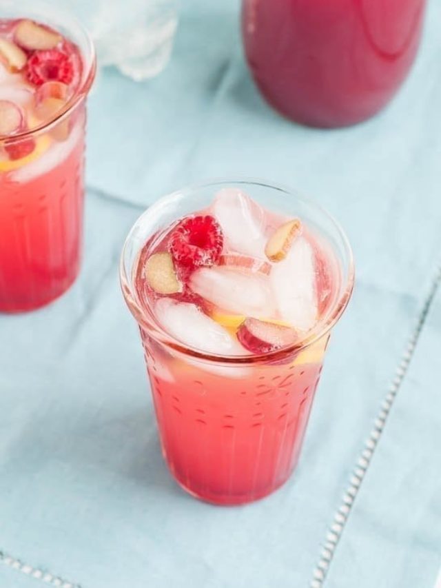 Rhubarb Raspberry Lemonade