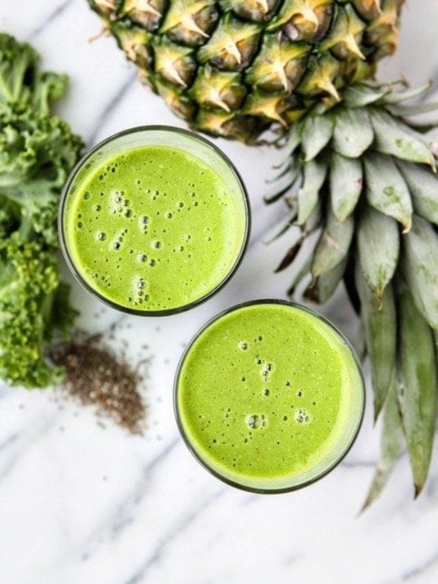 Kale Pineapple Coconut Smoothie