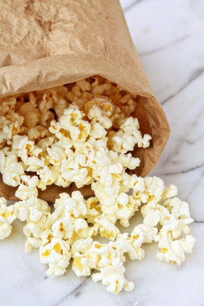 Homemade Microwave Popcorn (How to Make Popcorn)