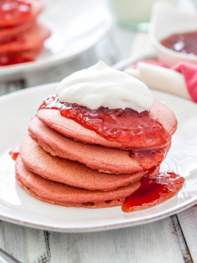 Easy Pink Velvet Pancakes