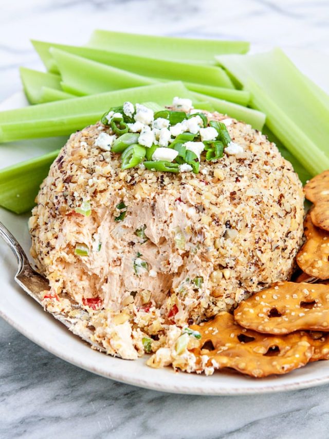 Buffalo Blue Cheese Ball