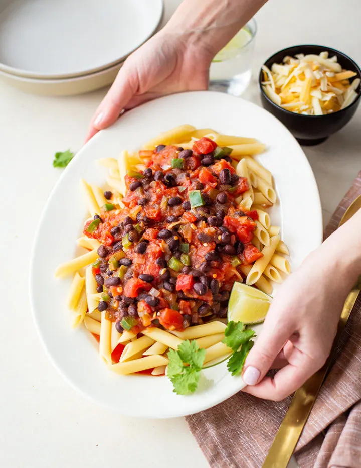 Southwestern Black Bean Pasta (30 minute pantry meal!) | Good Life Eats