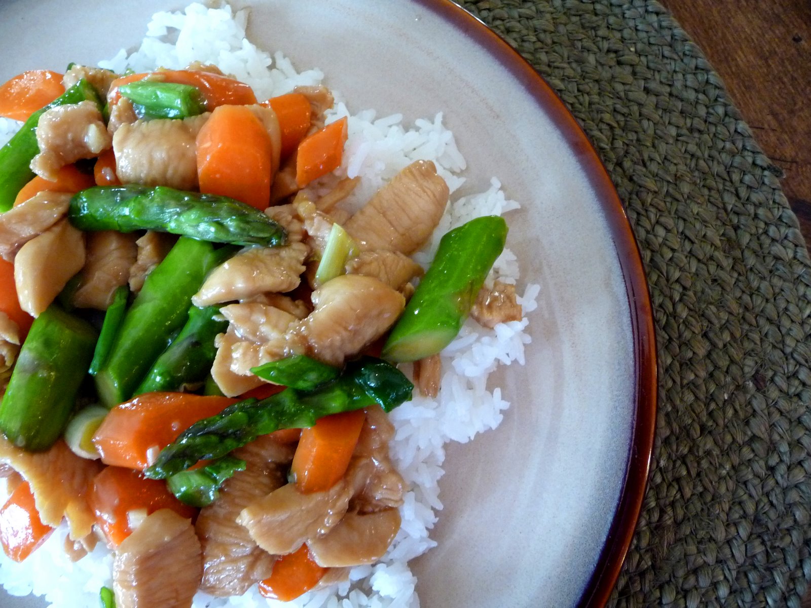 Chicken Asparagus Stir Fry With Honey Ginger Sauce So Easy Good