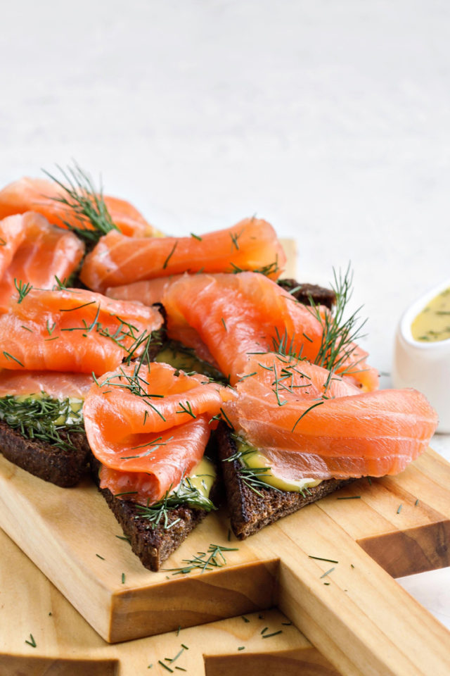 Delicious Norwegian Salmon (How to Make Gravlax) | Good Life Eats