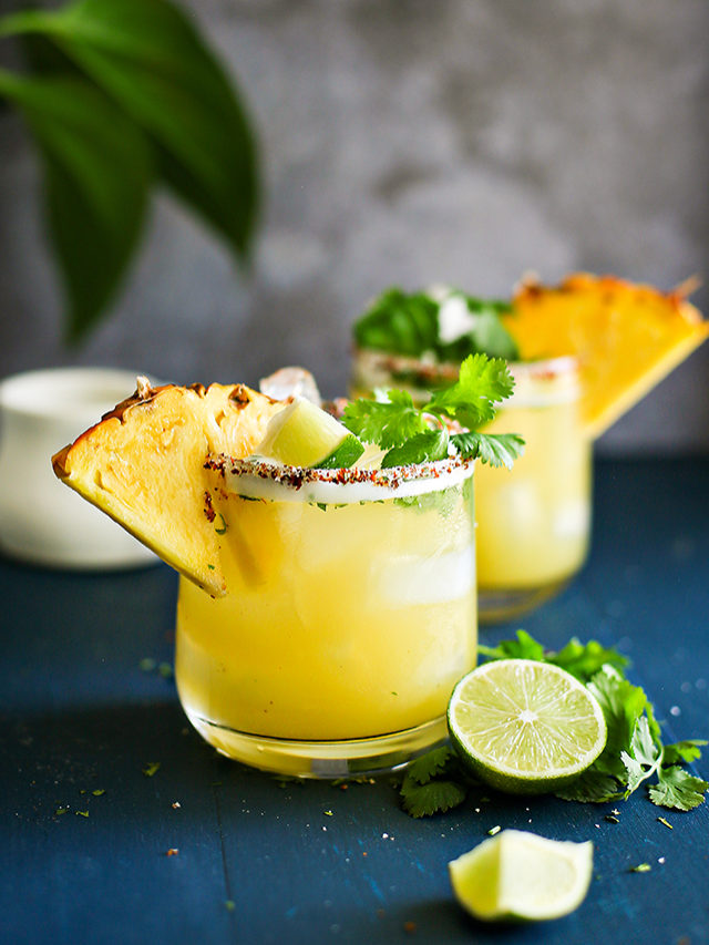 cropped-Fresh-Pineapple-Margarita-with-Spicy-Salt-Rim.jpg