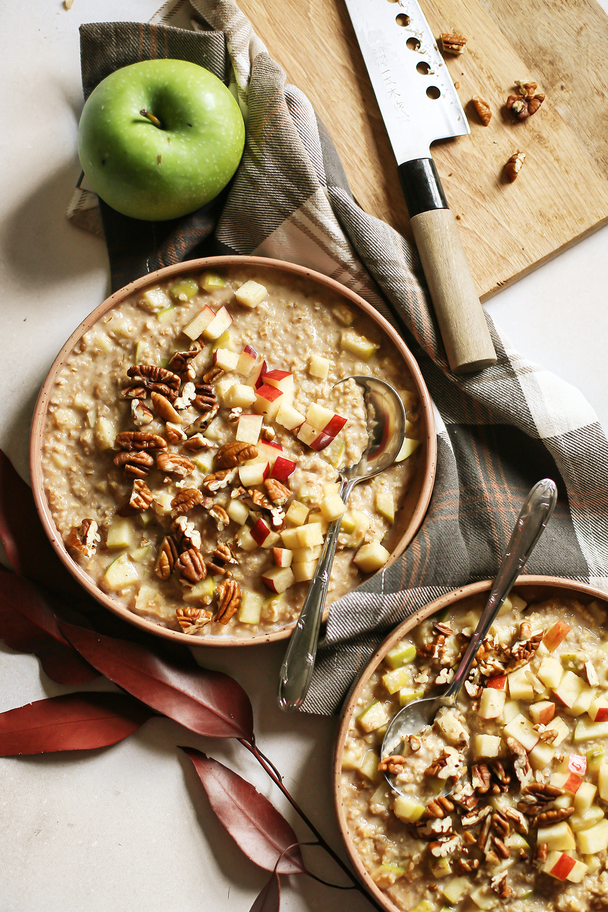These Overnight Oat Meal Prep Bowls Make Clean Eating Mornings a Breeze!