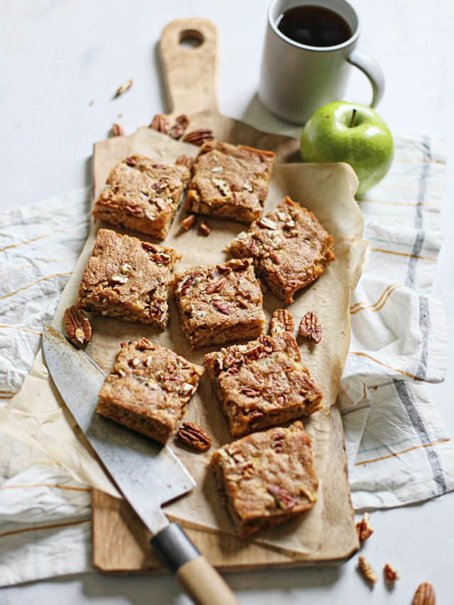 cropped-Cinnamon-Pecan-Apple-Squares-Recipe.jpg