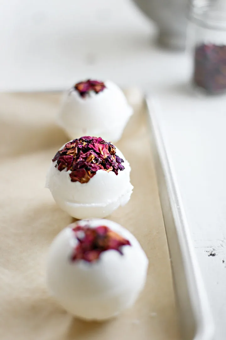 hypoallergenic bath bombs diy