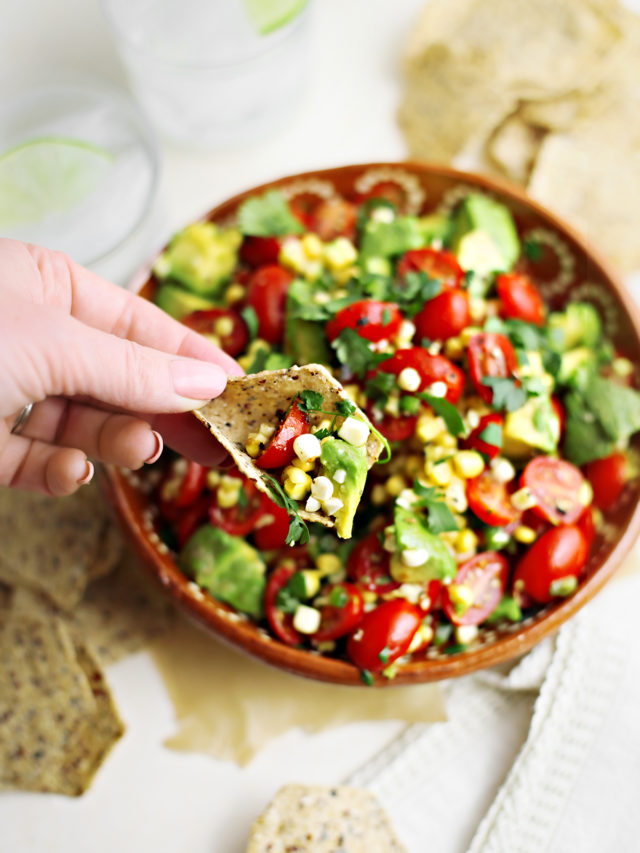 cropped-Avocado-Corn-Salad-with-Tomatoes-Easy-Summer-Salad.jpg