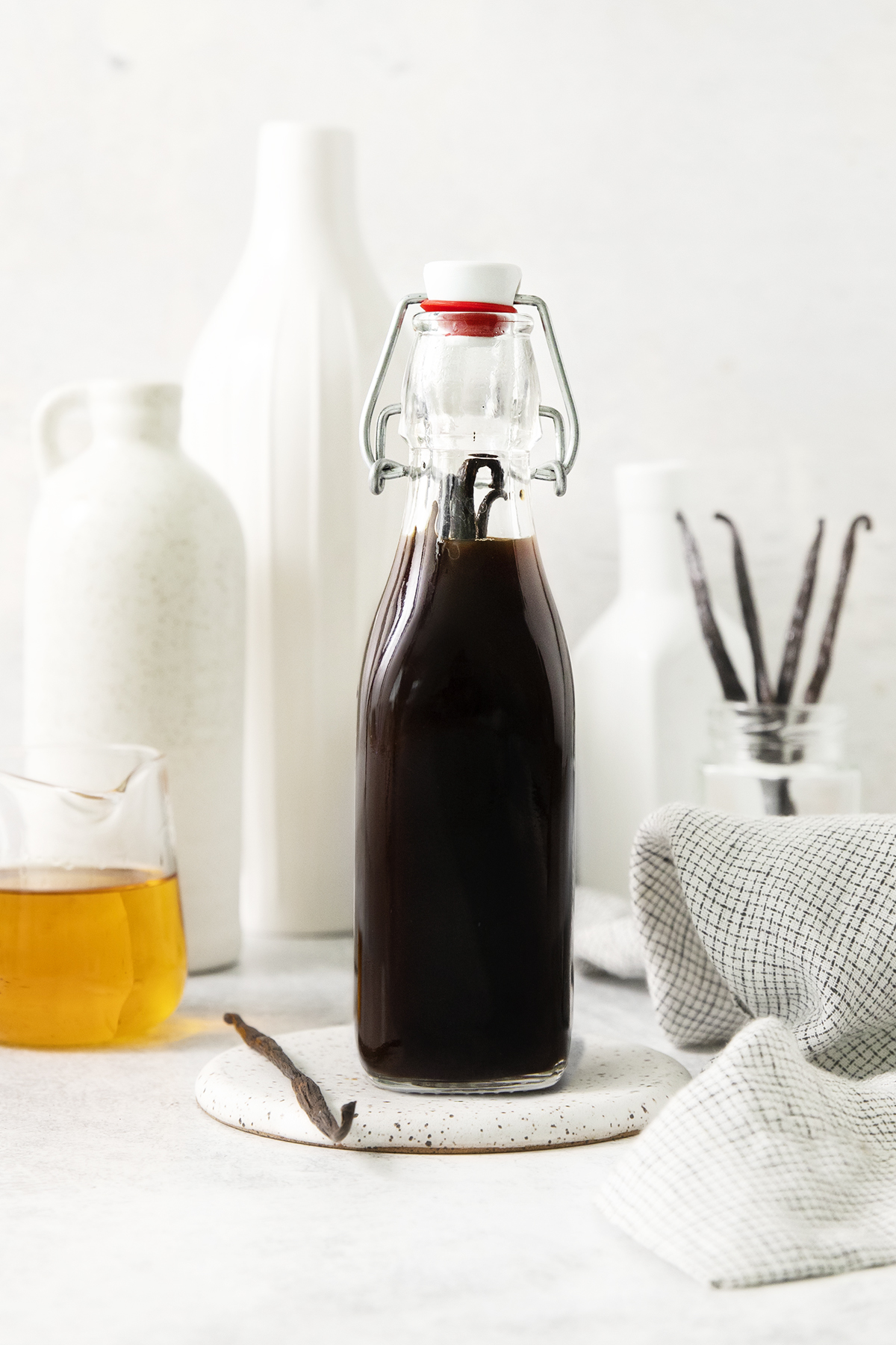 DIY Bourbon Vanilla Extract: Cost-Effective, and Perfect for Gifting ...