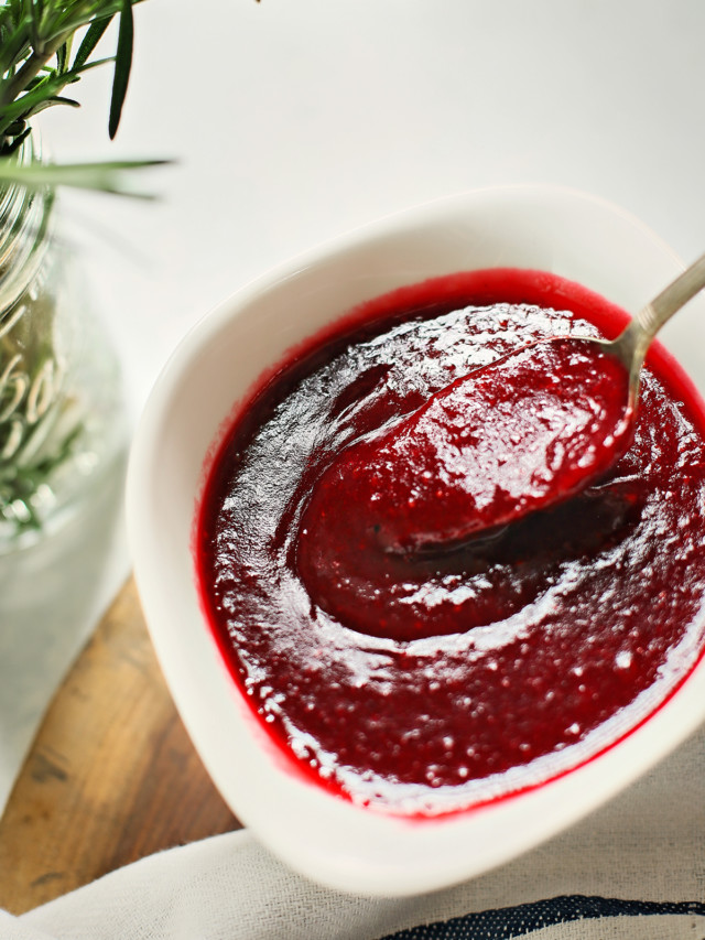 cropped-Cranberry-Red-Wine-Sauce.jpg