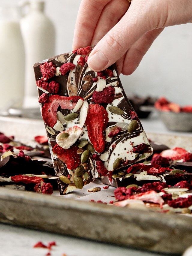 cropped-Dark-Chocolate-Fruit-and-Nut-Bark-Recipe.jpg