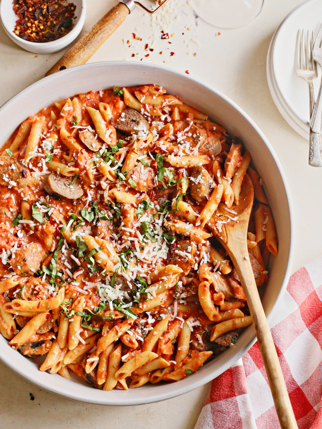 bowl of penne with vodka sauce