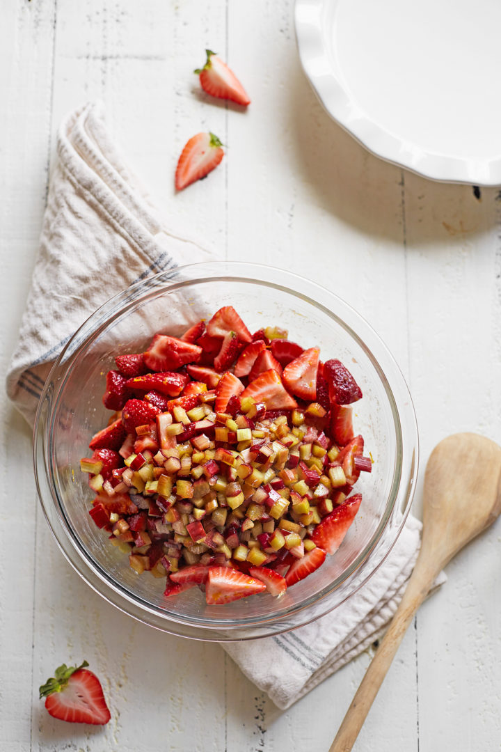 strawberry rhubarb pie filling in a glass bowl