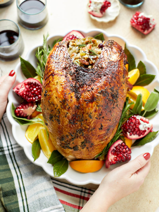 cropped-Stuffed-Roasted-Turkey.jpg