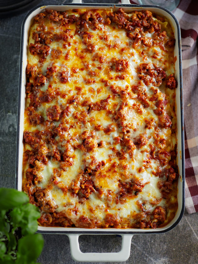 ground turkey italian sausage lasagna in a baking pan